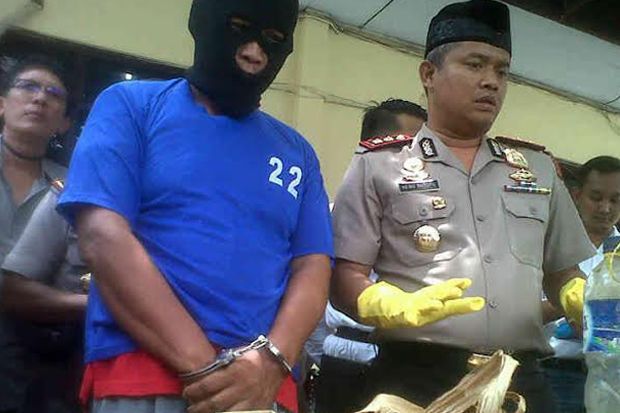 Buronan Pembunuh Petani...