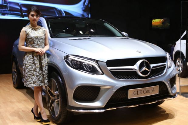 Mercedes-Benz Pajang...