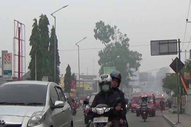 DPRD Bukittinggi Desak...