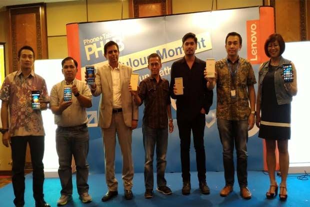 Lenovo Luncurkan Phablet...