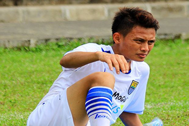 Dias Berat Tinggalkan...