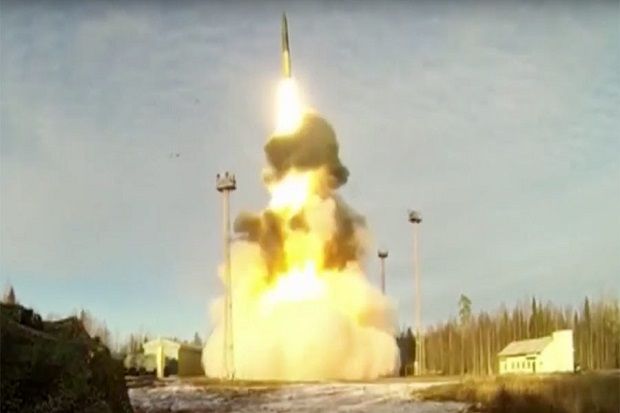 Rusia Tembakkan Rudal...