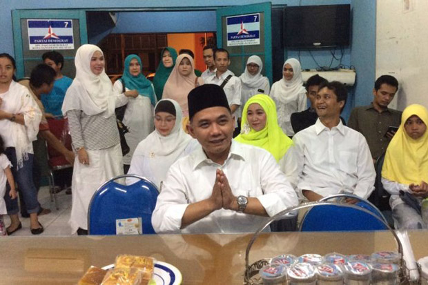 Ikhsan Modjo Teken Kontrak...