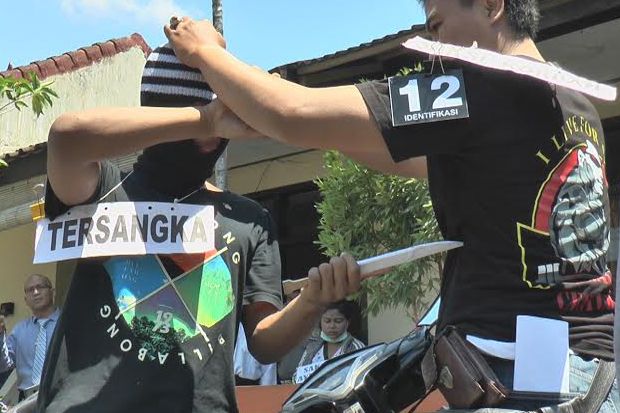 Remaja di Bali Nekat...