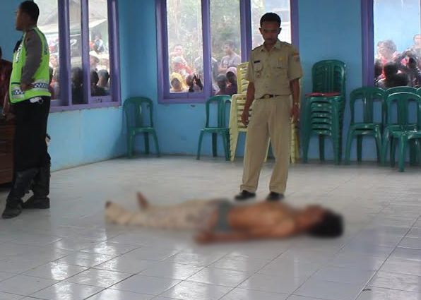 Aksi Warga Hakimi Maling...