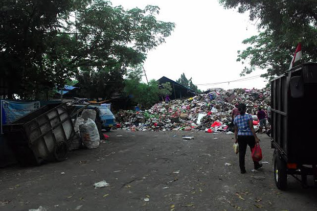 Jarang Diangkut, Sampah...