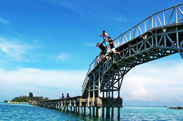 3 Pantai Eksotis ini...