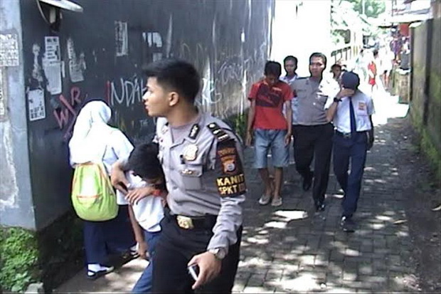 Siswa SMP di Makassar...