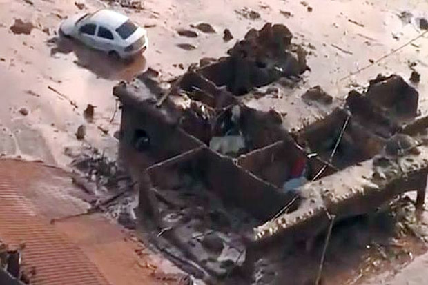 Banjir Lumpur di Brazil,...