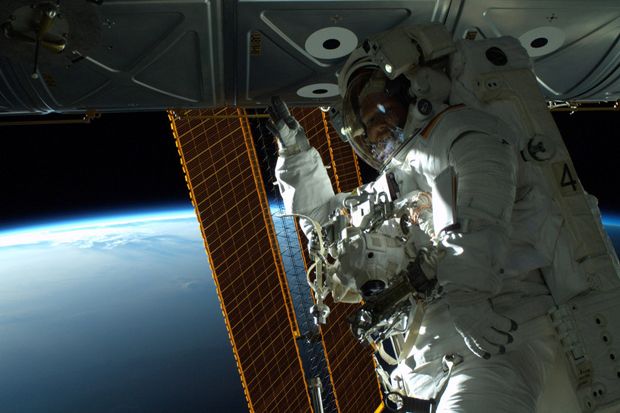 NASA Buka Lowongan Astronot...