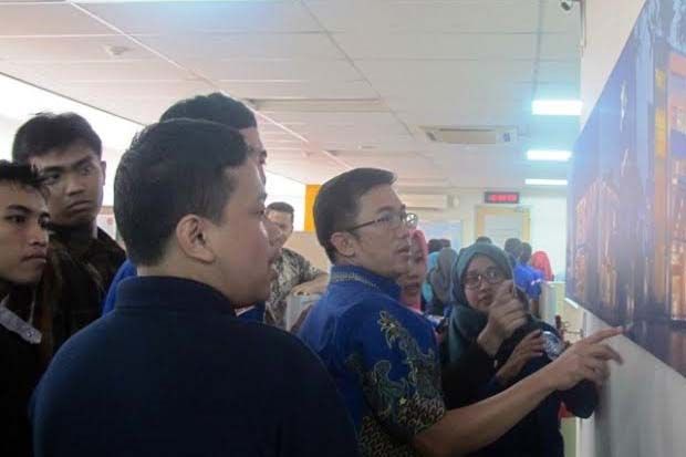 Mahasiswa Makassar Raih...