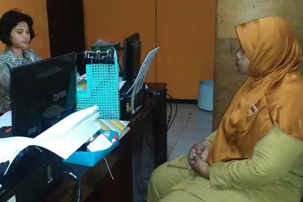 Simpan Rp40 Juta di...