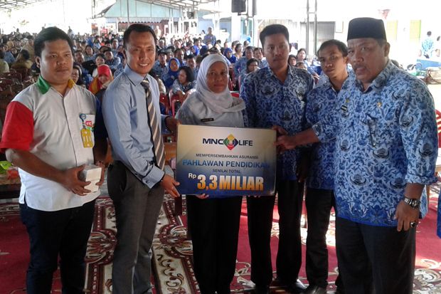 MNC Life Berikan Asuransi...