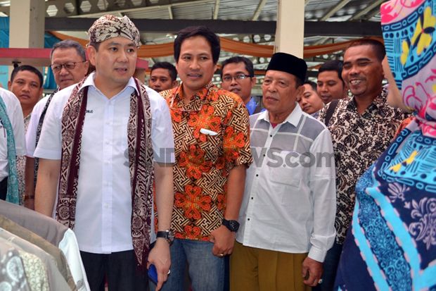 Pedagang Batik Curhat...