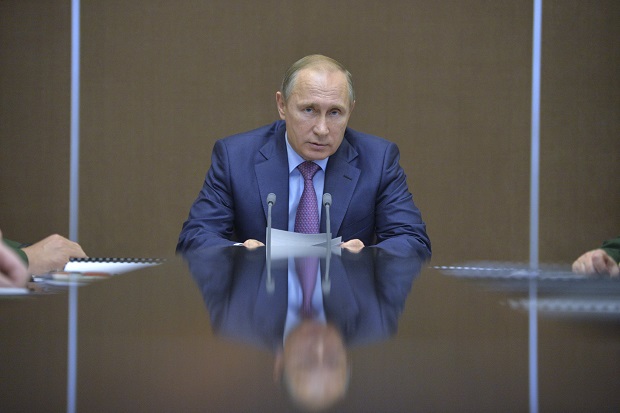 Putin: AS Gunakan Iran...