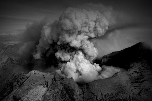Gunung Bromo Semburkan...