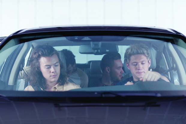 Gandeng One Direction,...