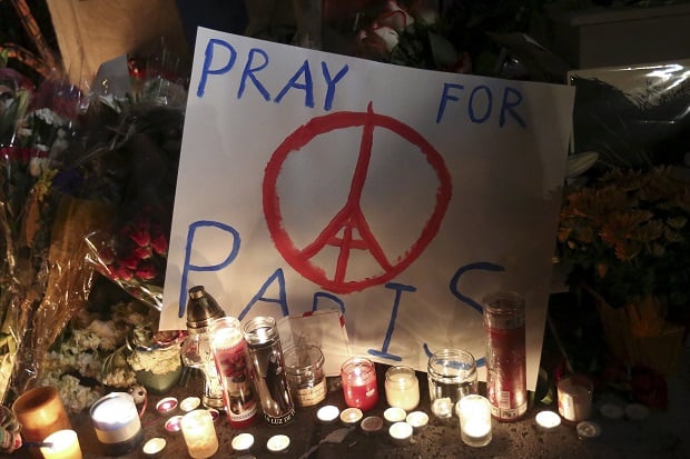 Paska Serangan Paris,...