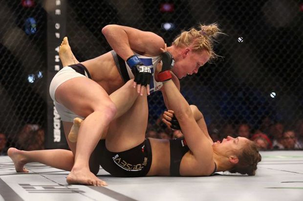 Si Cantik Ronda Rousey...