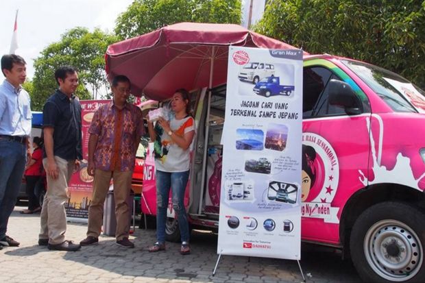 Daihatsu Grand Max MOKO...