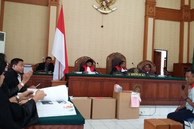 Dua Anak Margareta Marah...