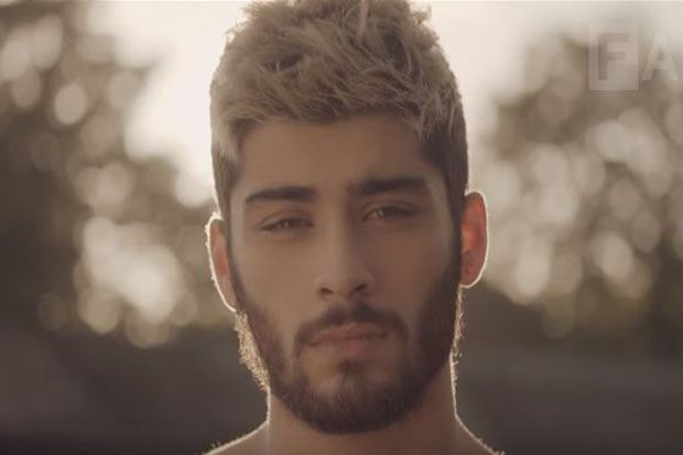 Zayn Malik Pamerkan...