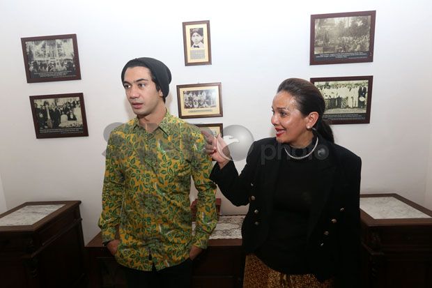 Reza Rahardian Bangga...
