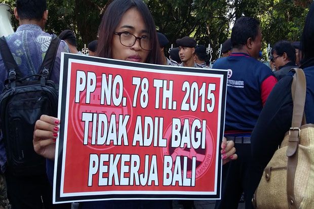 Buruh Bali Bersatu Tuntut...