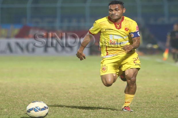Skuat Terbaik Diparkir,...