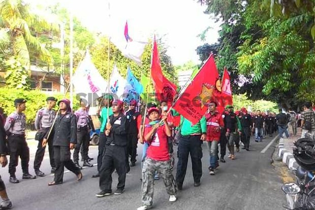 Longmarch dari Bandung,...