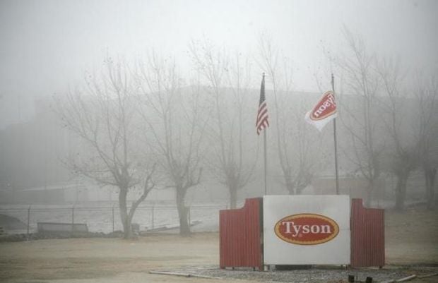 Tyson Food Tutup Dua...