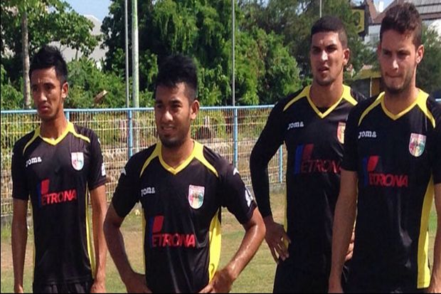Mitra Kukar Tak Gentar...