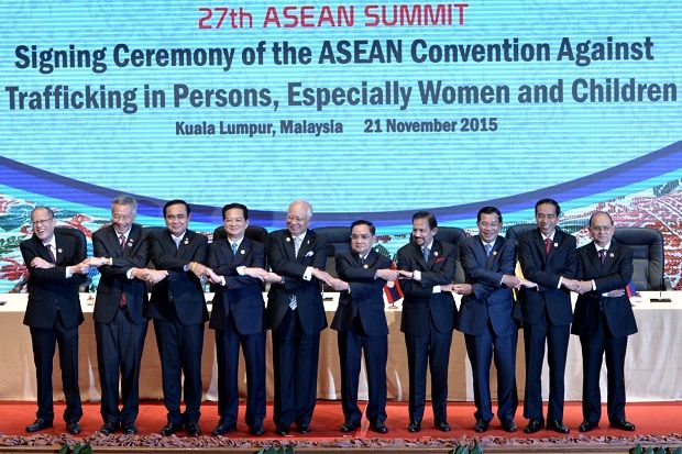 Di ASEAN, Jokowi Desak...