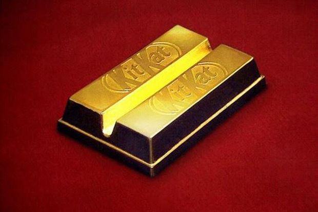 Kit Kat Berlapis Emas...