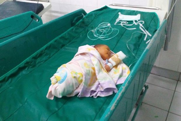 Bayi Laki-Laki Dibuang...