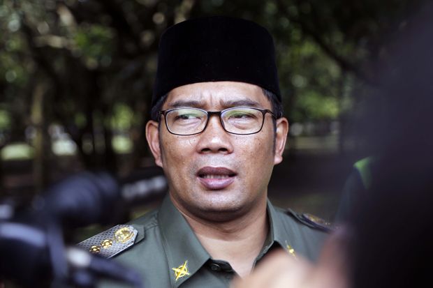 Ridwan Kamil Sambangi...