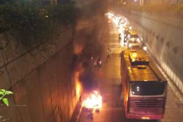 Motor Vespa Terbakar...