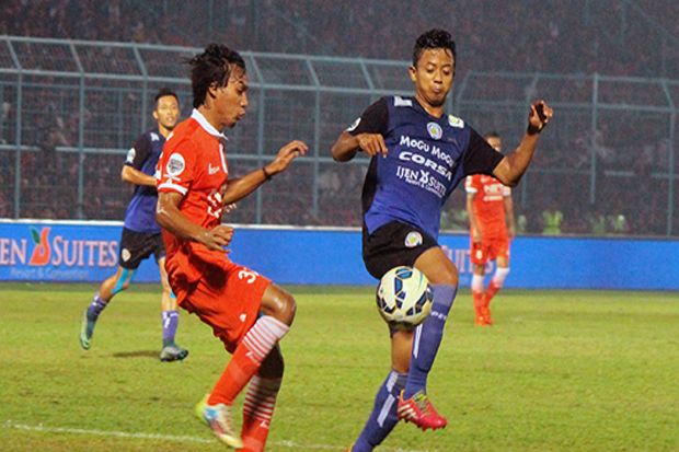 Lini Belakang Persija...