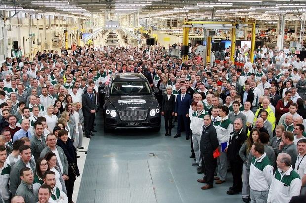 SUV Bentley Bentayga...