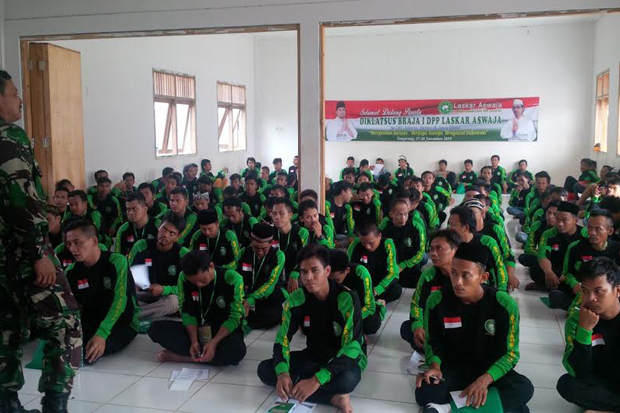 Laskar Aswaja: Lawan...