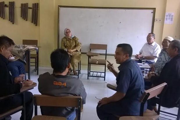 Siswa Sering Bolos Dikeluarkan...
