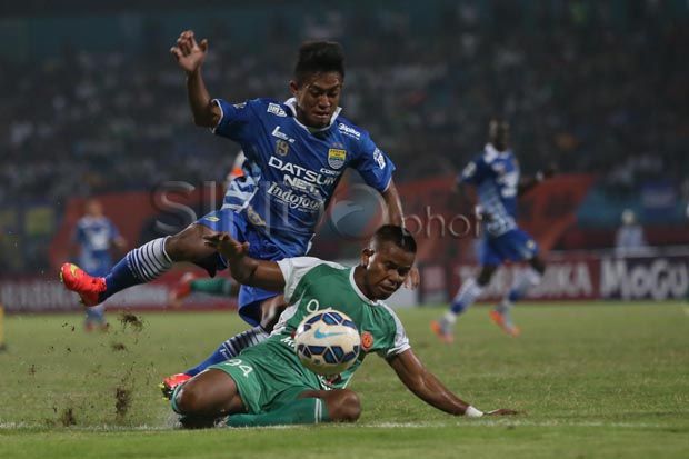 Persib Bandung Terjebak...