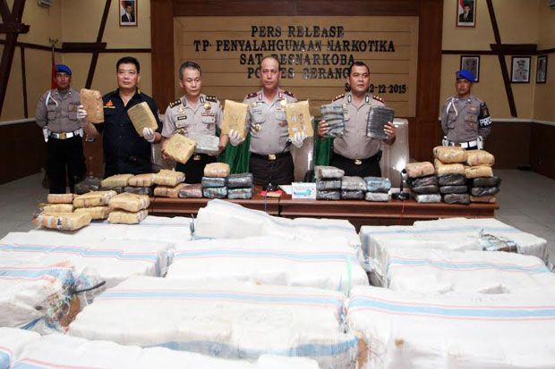 Polisi Amankan Ganja...