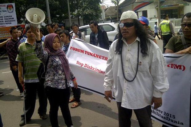 Demo, Tunanetra Sindir...