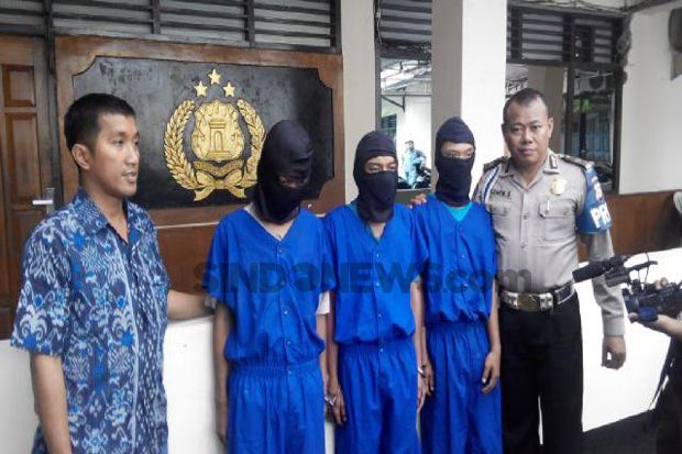 Berstatus Pelajar SMA,...