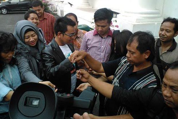 Uang Koin untuk Polri...