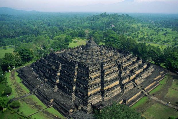 Ada Replika Candi Borobudur...