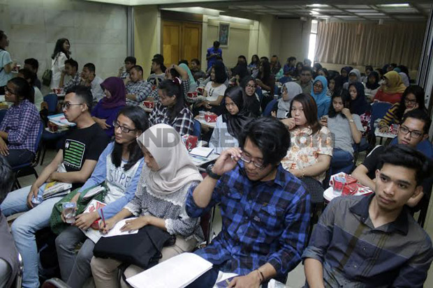 Sindo Goes To Campus...