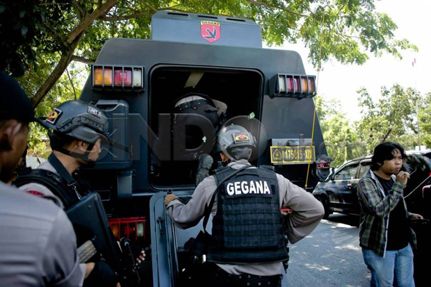 Disisir Gegana, Benda...