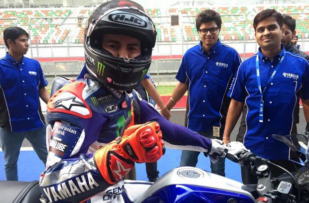Lorenzo Ngaku Beruntung...